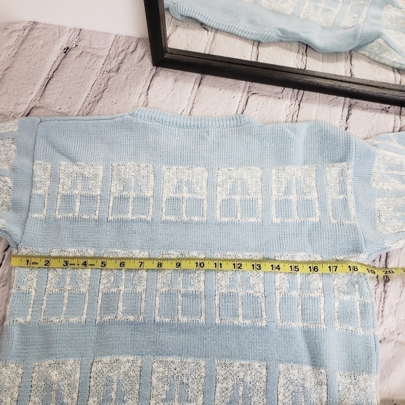Vintage White Stag Short Sleeve Sweater Baby Blue & White Window Design VGUC M - Picture 8 of 11